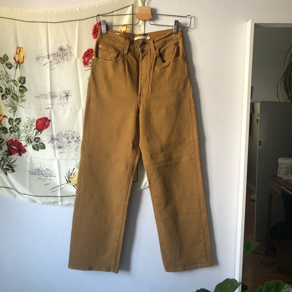 Levi's Ribcage Straight Jean
